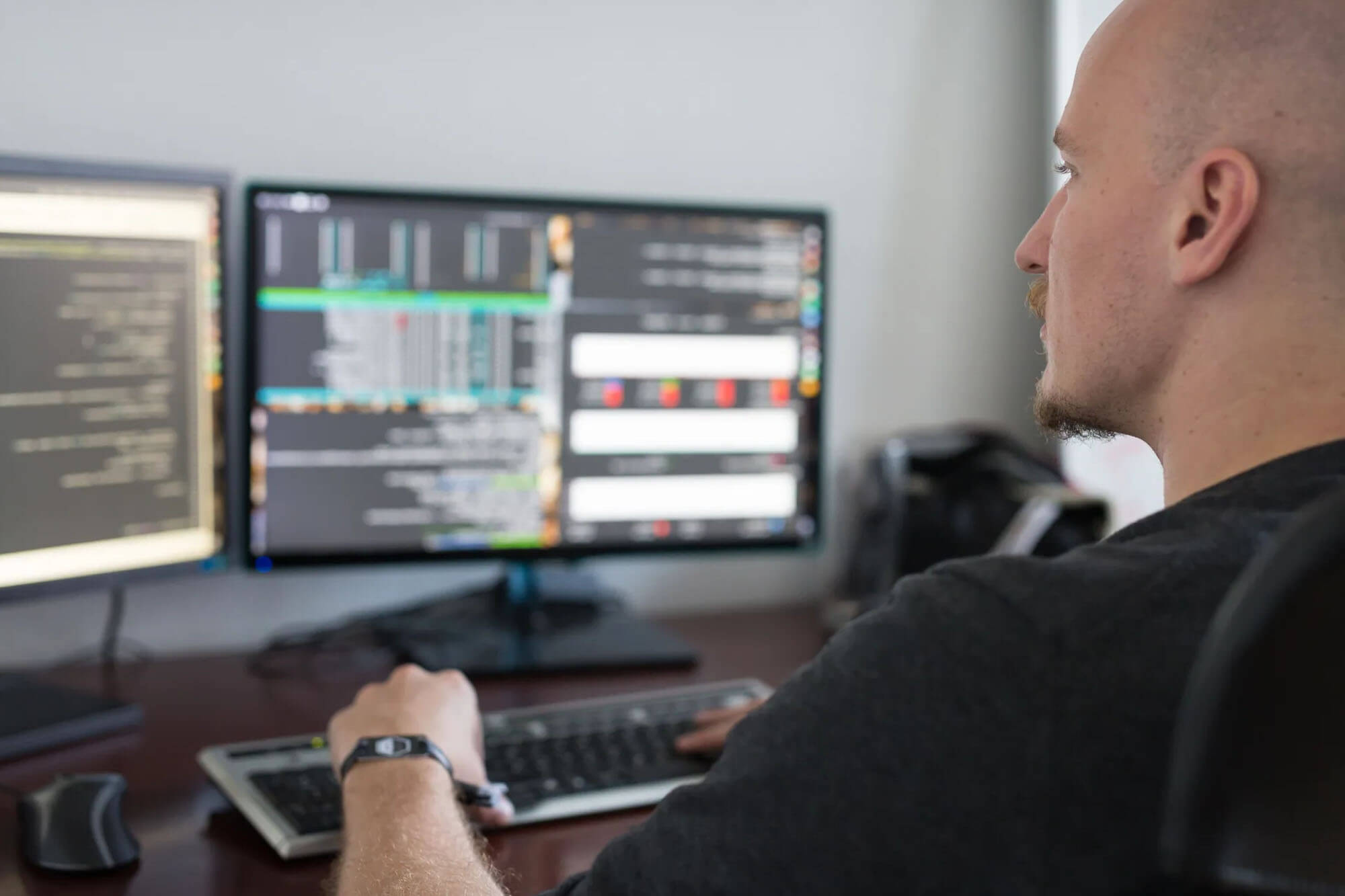 Technik programista a programista. Co warto wiedzieć?