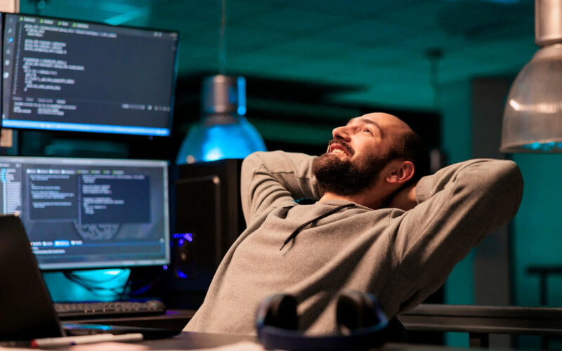 ile zarabia programista php