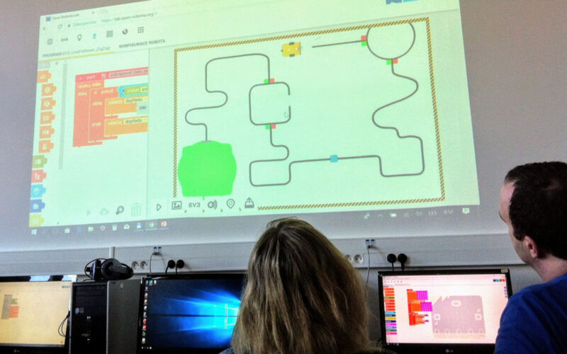programowanie blokowe